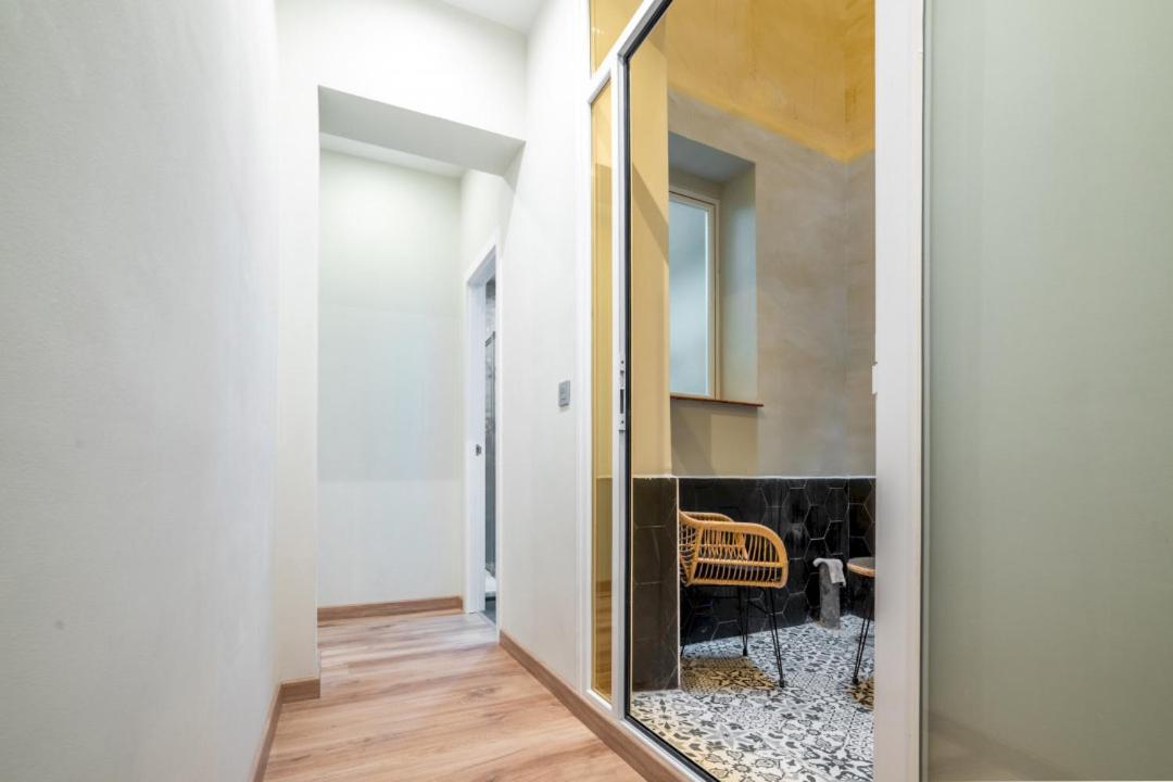 2 Bedrooms 1.5 Bathrooms Furnished - Justicia - Refurbished - Mintystay Madrid Buitenkant foto